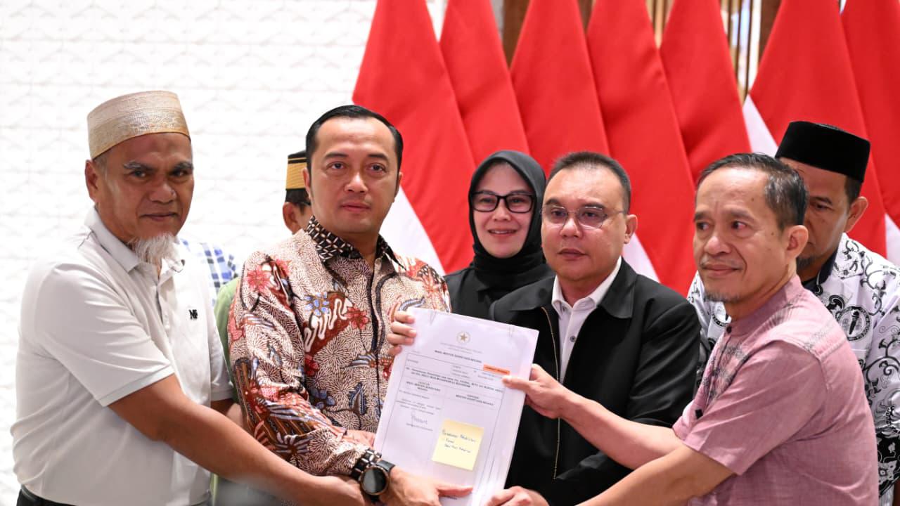 Hak Prerogatif Presiden Kembali Turun, Eks Dirut ASDP dan Guru Resmi Direhabilitasi